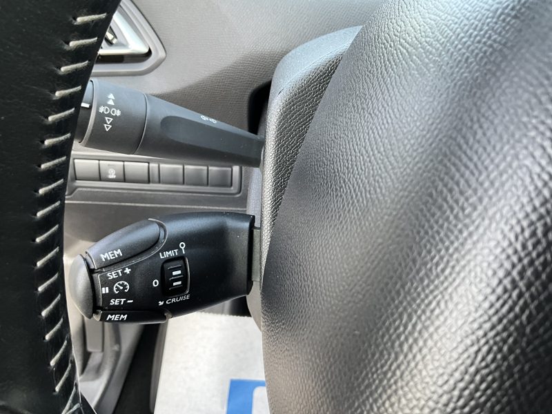 PEUGEOT 308 1.5 BLUE HDI 130 CV ACTIVE BUSINESS