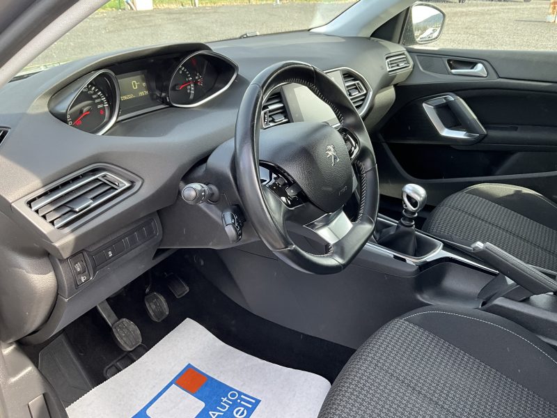 PEUGEOT 308 1.5 BLUE HDI 130 CV ACTIVE BUSINESS