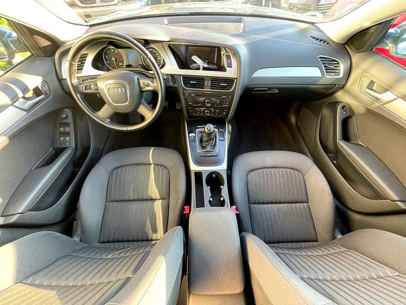 AUDI A4 GARANTIE 12 MOIS 2010