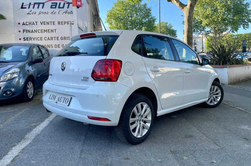 VOLKSWAGEN POLO V 2014