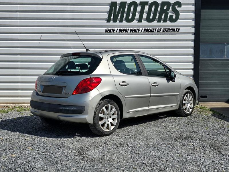 PEUGEOT 207 2006