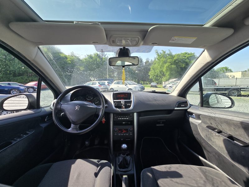 PEUGEOT 207 2006