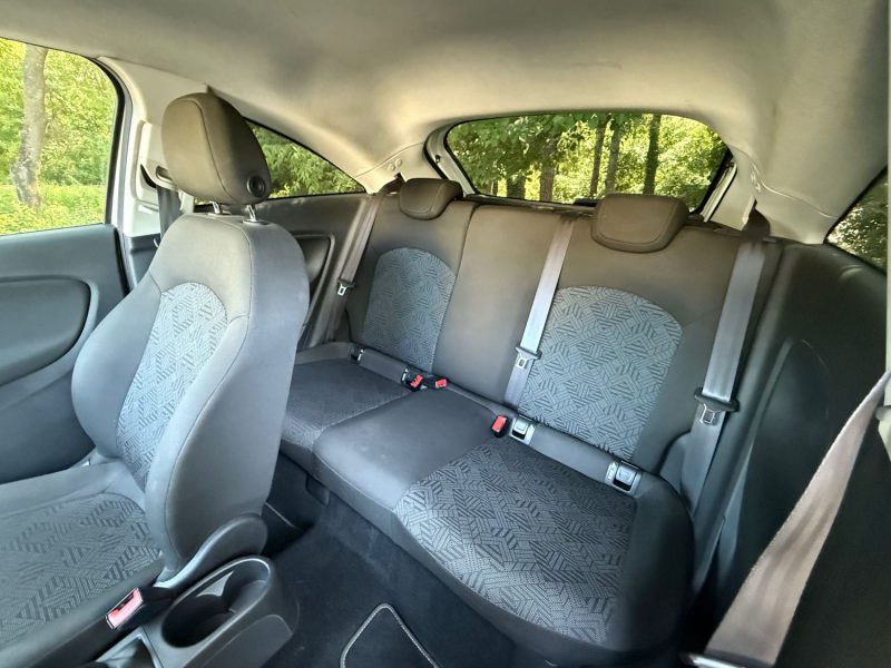 OPEL CORSA 1.4i 16v Turbo 100 EXCITE 3P