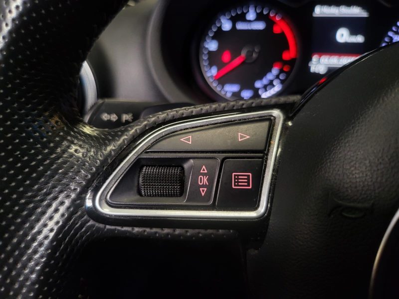 AUDI A3 SPORTBACK 2.0 TDi QUATTRO 184cv S LINE / 2EME MAIN / ENTRETIEN COMPLET / AIDE AU PARKING AR 