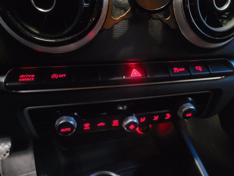 AUDI A3 SPORTBACK 2.0 TDi QUATTRO 184cv S LINE / 2EME MAIN / ENTRETIEN COMPLET / AIDE AU PARKING AR 