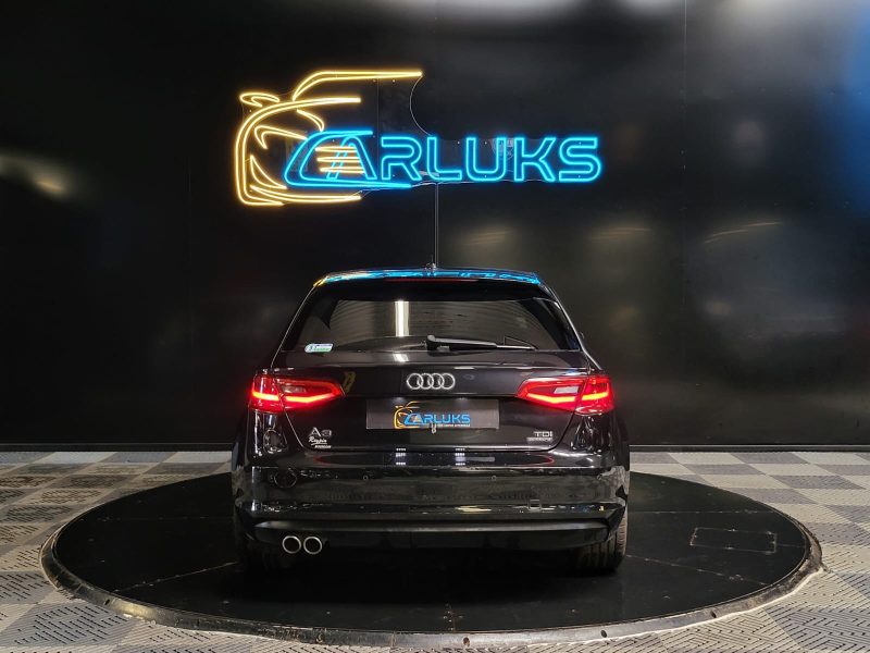 AUDI A3 SPORTBACK 2.0 TDi QUATTRO 184cv S LINE / 2EME MAIN / ENTRETIEN COMPLET / AIDE AU PARKING AR 