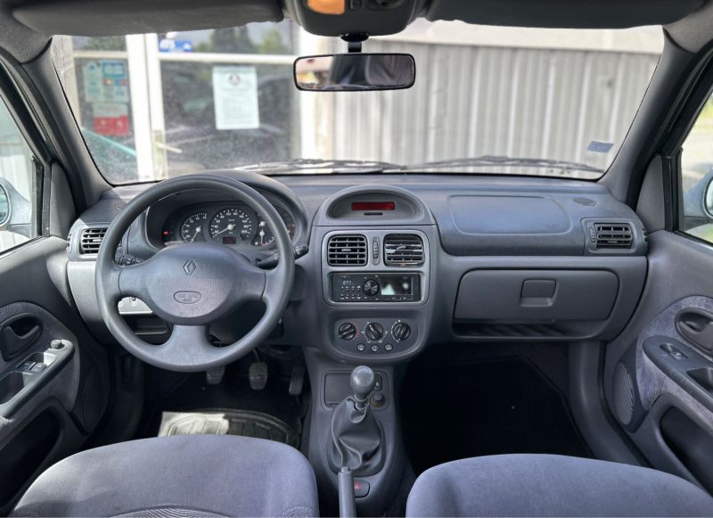 RENAULT CLIO 1998
