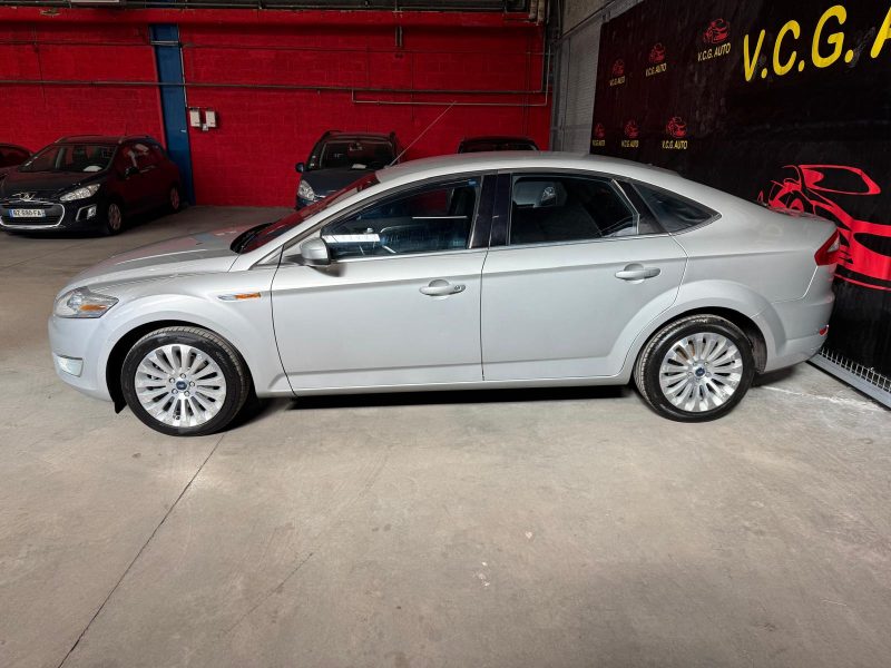 FORD MONDEO 2.0i 145 Titanium X 