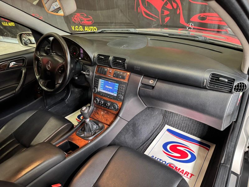 MERCEDES CLASSE C 200 CDI 122 Elegance 