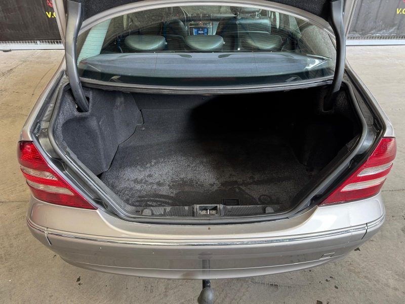 MERCEDES CLASSE C 200 CDI 122 Elegance 