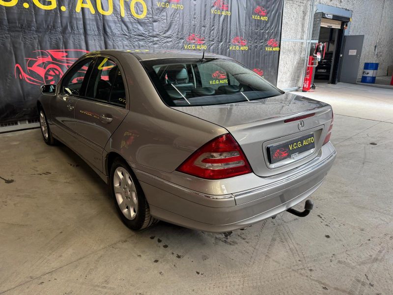MERCEDES CLASSE C 200 CDI 122 Elegance 