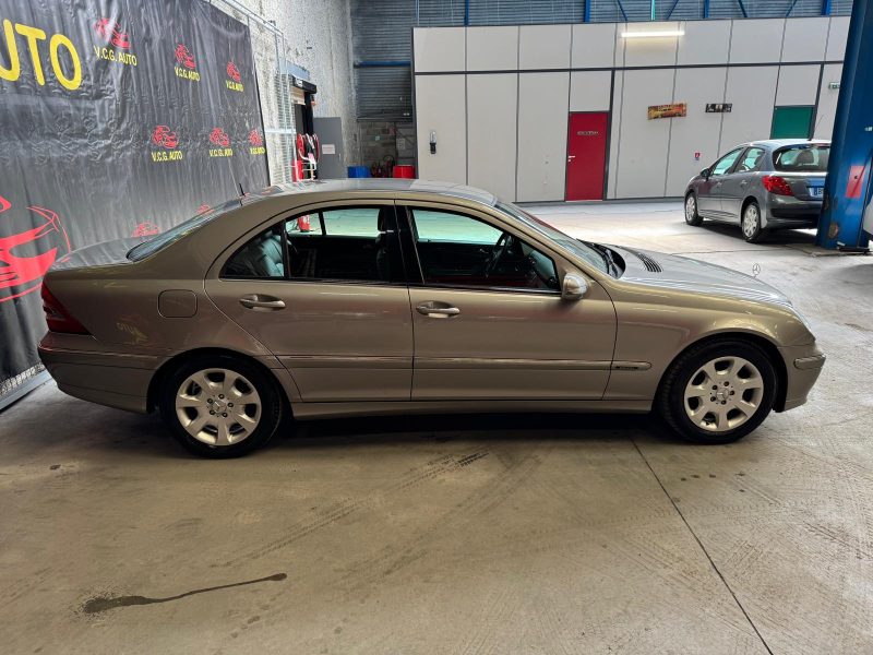 MERCEDES CLASSE C 200 CDI 122 Elegance 