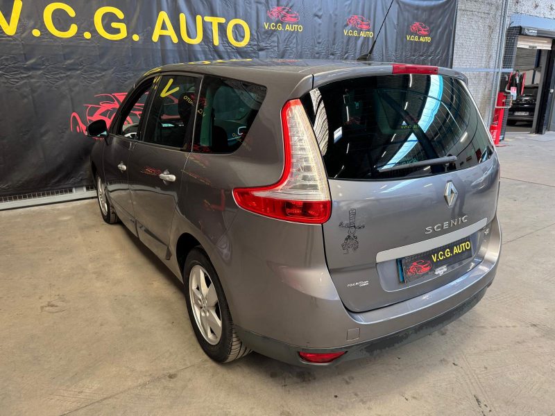 RENAULT MEGANE SCENIC 1.5 DCI 105 Dynamique 
