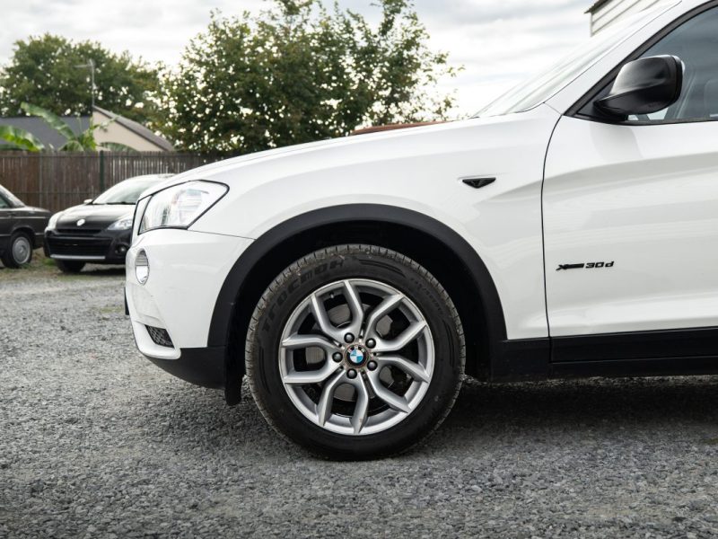 BMW X3 F25 2011