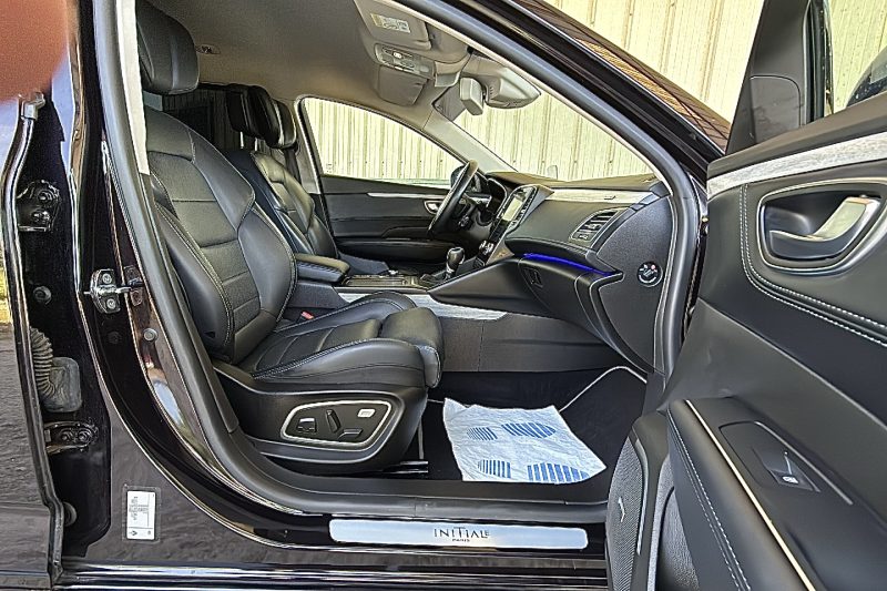 RENAULT TALISMAN ESTATE 1.6 TCE 200 4CONTROL INITIALE PARIS BVA