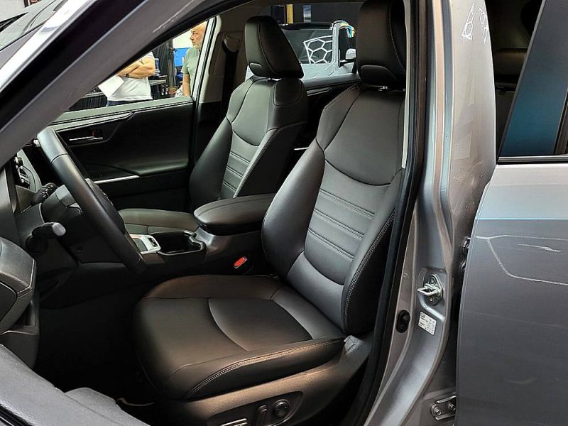 TOYOTA RAV4 V HYBRID 218cv 30 YEARS CVT 2WD 