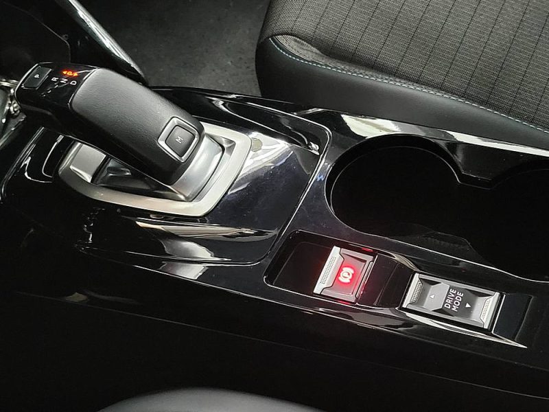 PEUGEOT 2008 II 1.5 BlueHDi 130cv Allure Pack EAT8