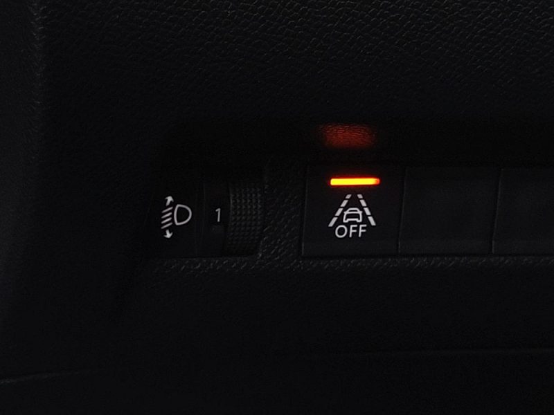 PEUGEOT 2008 II 1.5 BlueHDi 130cv Allure Pack EAT8