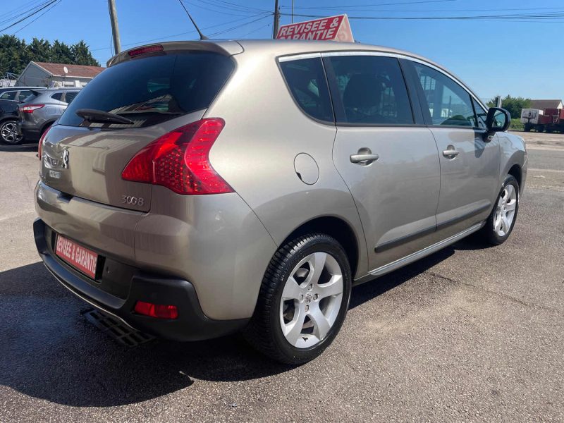 PEUGEOT 3008 2011 1.6 HDI - 112CV FAIBLE KILOMETRAGE 