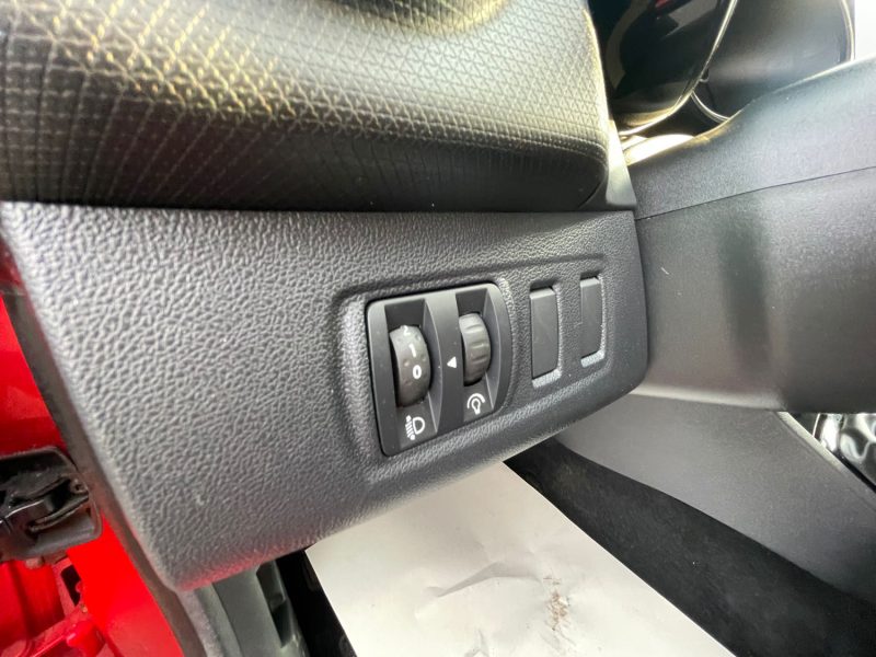 RENAULT CLIO 2017 PHASE 2 0.9i - 12V TURBO TCE 90CV 1ER MAIN