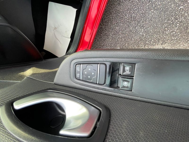 RENAULT CLIO 2017 PHASE 2 0.9i - 12V TURBO TCE 90CV 1ER MAIN