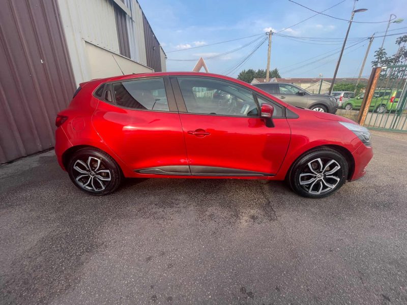 RENAULT CLIO 2017 PHASE 2 0.9i - 12V TURBO TCE 90CV 1ER MAIN