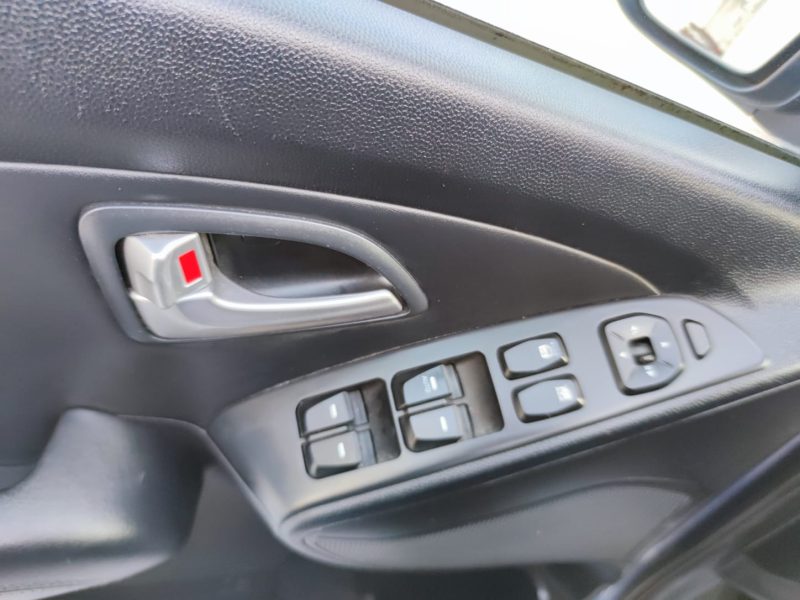 HYUNDAI ix35 Pack Premium Limited 1.7 CRDi 115 2WD Blue Drive