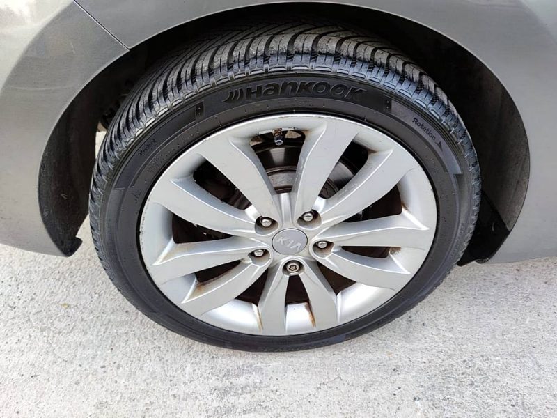 KIA CARENS UEFA EURO 2016 1.7 CRDi 115 ch ISG 7 pl