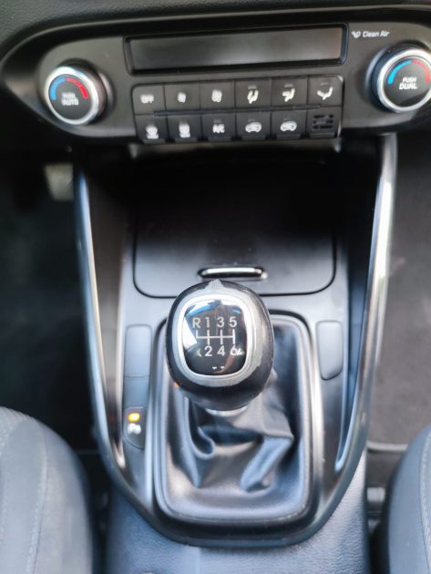 KIA CARENS UEFA EURO 2016 1.7 CRDi 115 ch ISG 7 pl