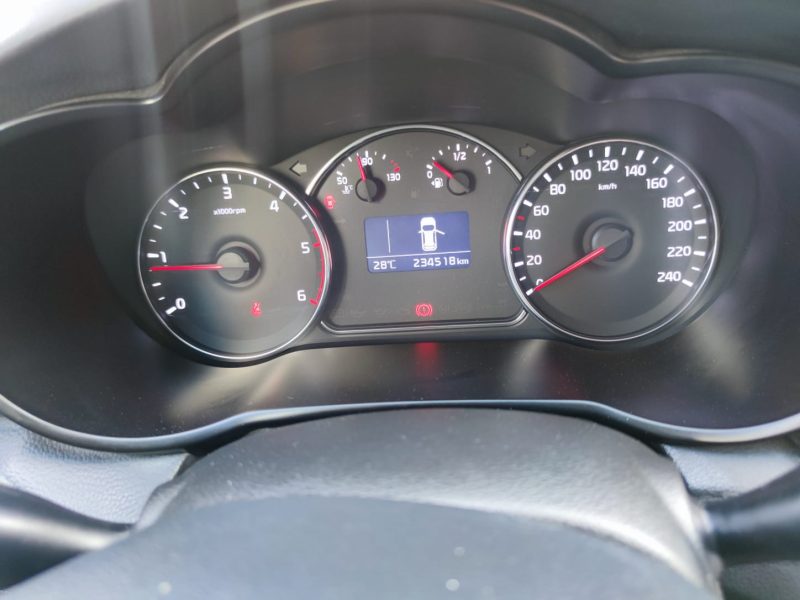 KIA CARENS UEFA EURO 2016 1.7 CRDi 115 ch ISG 7 pl