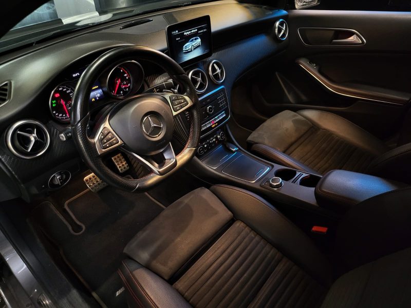 MERCEDES CLASSE A 180d 110cv FASCINATION PACK AMG TOIT OUVRANT CARPLAY / CAMERA DE RECUL 