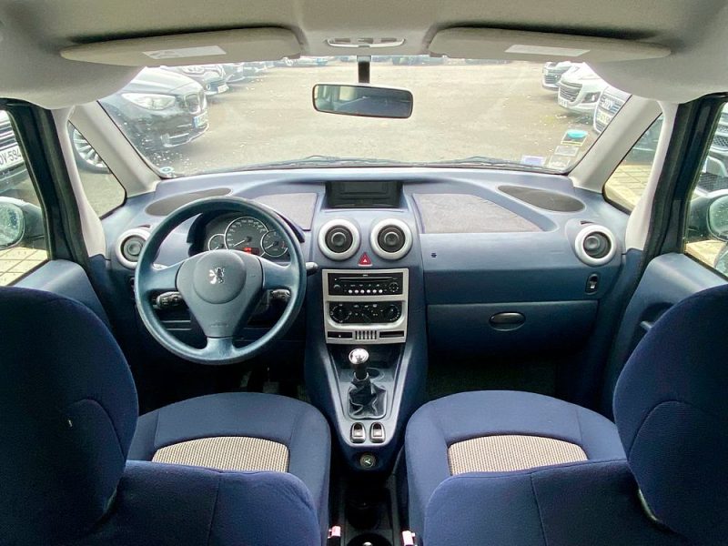 PEUGEOT 1007 1.4L HDI 70CH TRENDY 