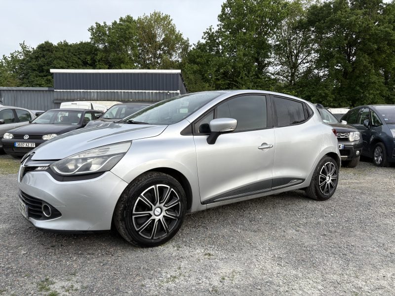 RENAULT CLIO 2013