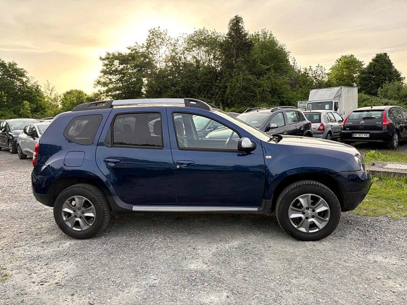 DACIA DUSTER 1.2 TCE 125cv 4x2 prestige, édition Garantie 12 mois.
