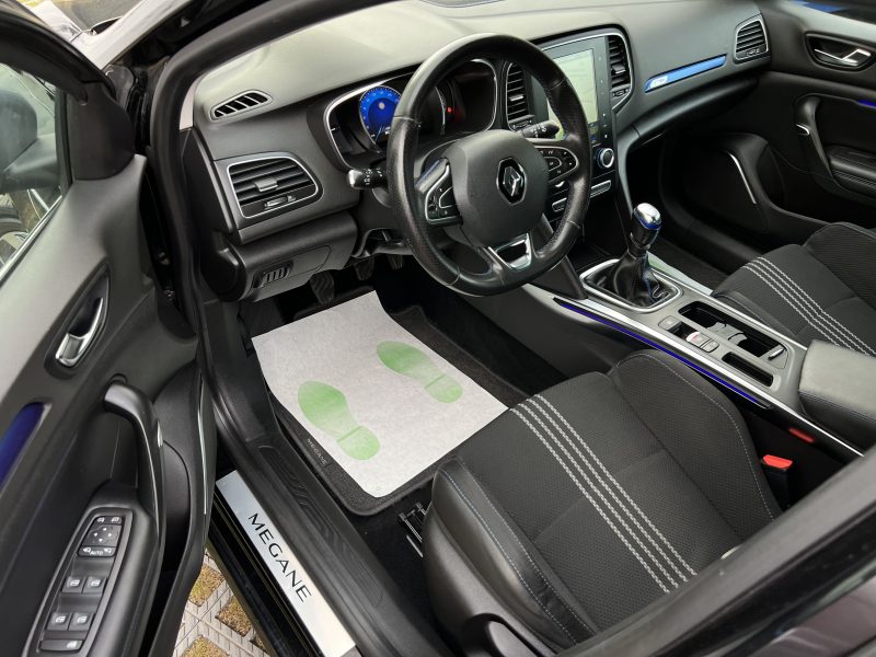RENAULT MEGANE 4 IV GT LINE 1.6 DCI 130 Cv GRAND GPS TACTILE LEDS AMBIANCE CAMERA - GARANTIE 1 AN