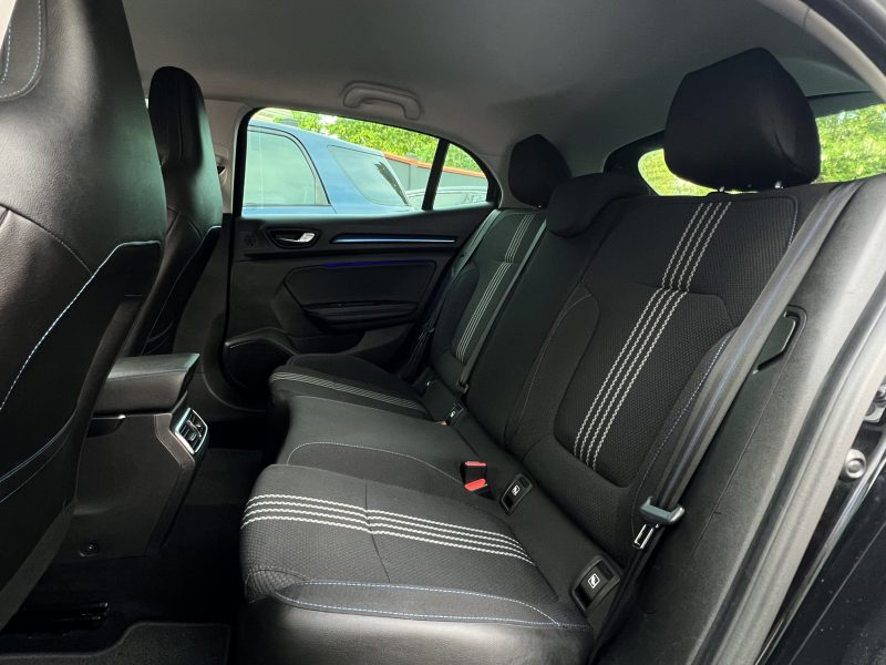 RENAULT MEGANE 4 IV GT LINE 1.6 DCI 130 Cv GRAND GPS TACTILE LEDS AMBIANCE CAMERA - GARANTIE 1 AN
