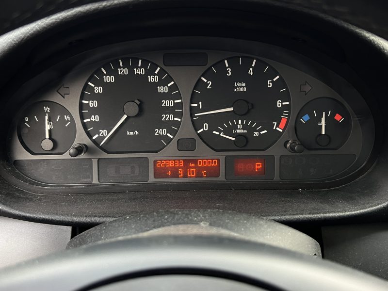 BMW SERIE 3 E46 TOURING / BREAK 320i 2.2 170 Cv BOITE AUTOMATIQUE