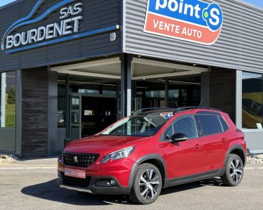 PEUGEOT 2008 1.5 BlueHDI 100 GT Line APPLE CARPLAY / CAMERA / TOIT PANO