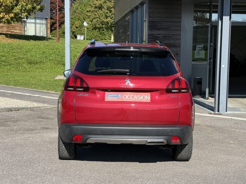 PEUGEOT 2008 1.5 BlueHDI 100 GT Line APPLE CARPLAY / CAMERA / TOIT PANO