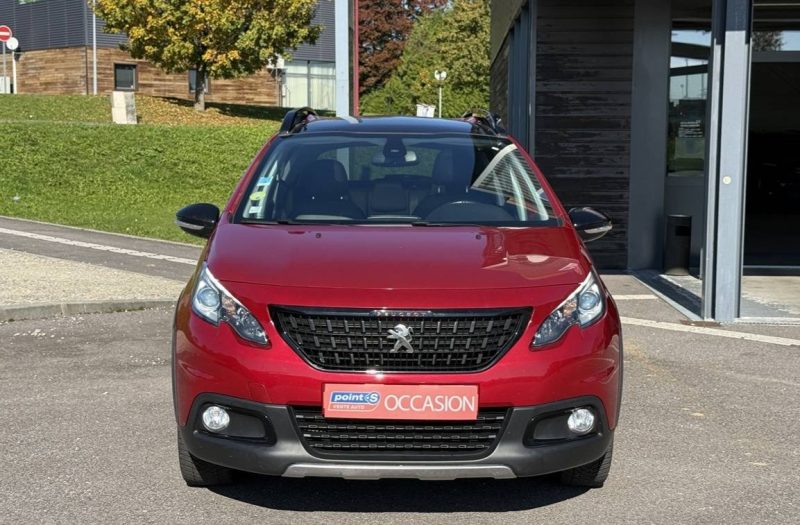 PEUGEOT 2008 1.5 BlueHDI 100 GT Line APPLE CARPLAY / CAMERA / TOIT PANO