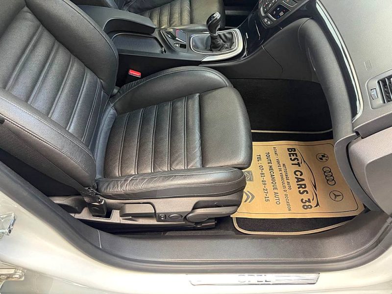 OPEL INSIGNIA Phase 2 2.0 CDTI BITURBO ecoFLEX S&S 195ch COSMO PACK OPC LINE, GARANTIE 12 MOIS