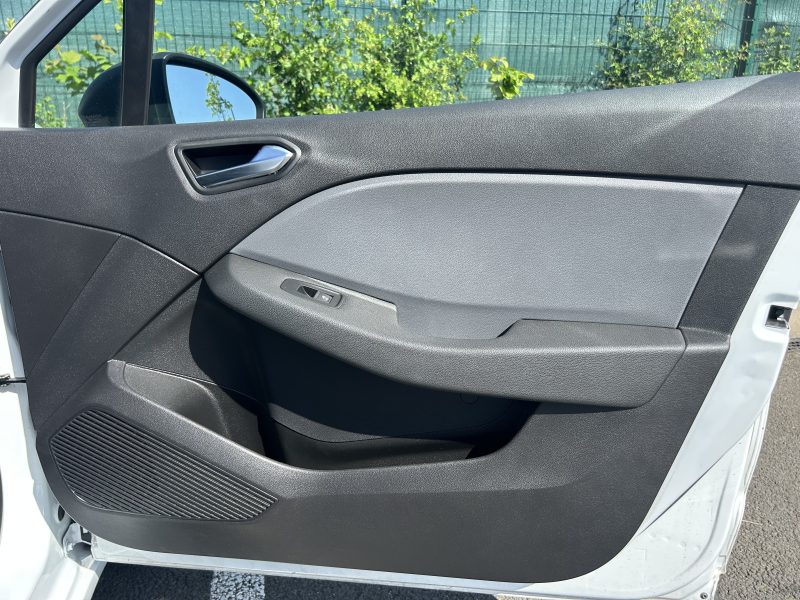 RENAULT CLIO V  2020