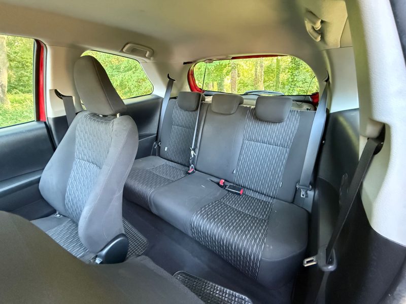 TOYOTA YARIS 1.0 VVT-i 69 TENDANCE 3P