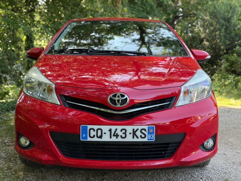 TOYOTA YARIS 1.0 VVT-i 69 TENDANCE 3P
