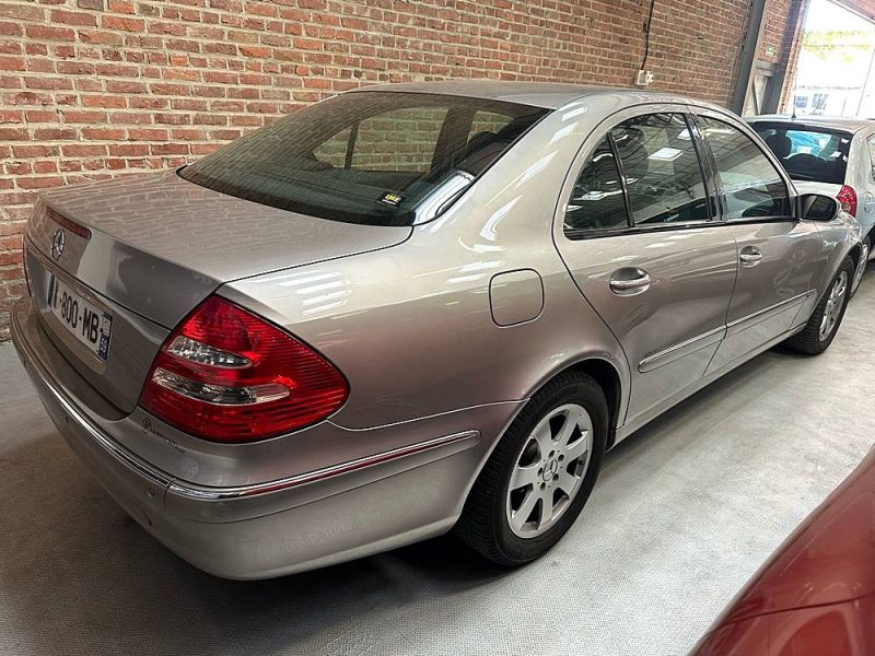 MERCEDES CLASSE E220 150 CV ELEGANCE