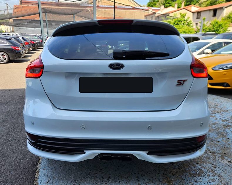 FORD FOCUS 2.0 250 ST*1°Main*RECARO*GPS*XENON*