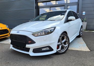 FORD FOCUS 2.0 250 ST*1°Main*RECARO*GPS*XENON*