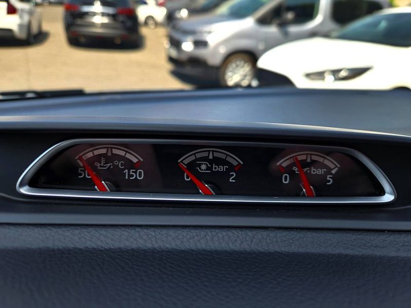 FORD FOCUS 2.0 250 ST*1°Main*RECARO*GPS*XENON*