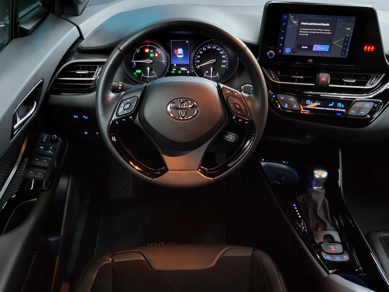 TOYOTA C-HR Hybrid 122cv Collection CVT / FAIBLE KILOMETRAGE