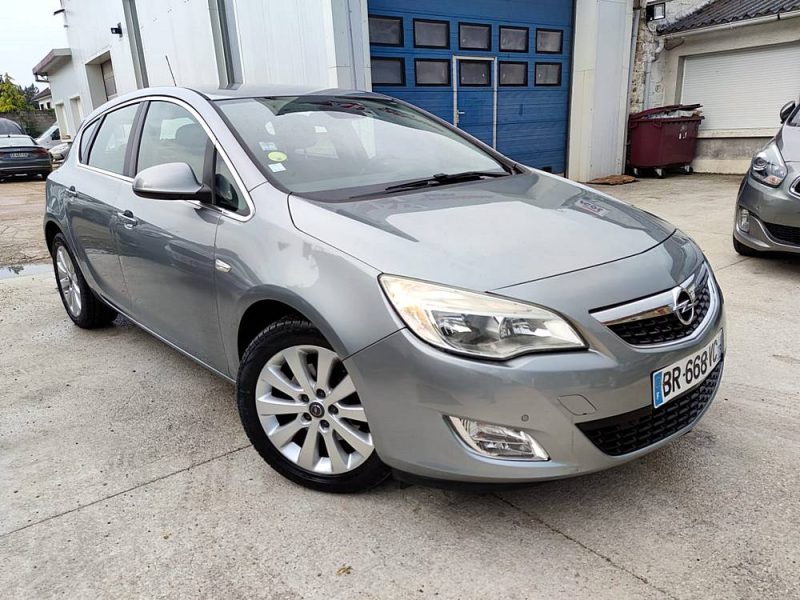 OPEL ASTRA Connect Pack 1.7 CDTI 125 ch